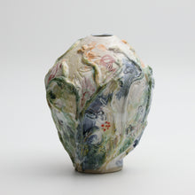 Load image into Gallery viewer, Dekoreret vase
