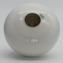 Indlæs billede til gallerivisning Vase
