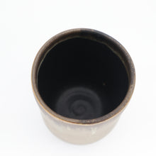 Load image into Gallery viewer, Vase
