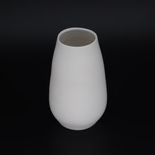 Load image into Gallery viewer, White vase
